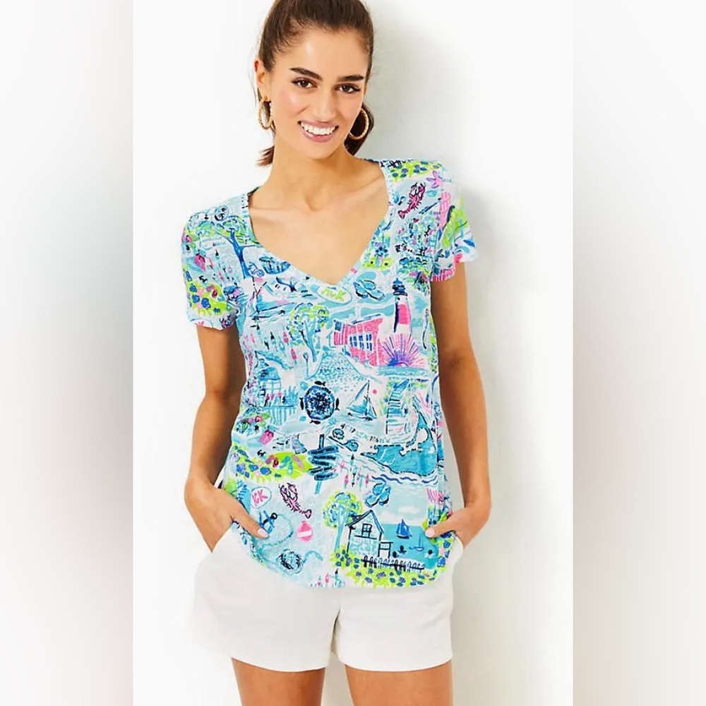 EUC Lilly Pulitzer Etta V-Neck Tee size Extra Small